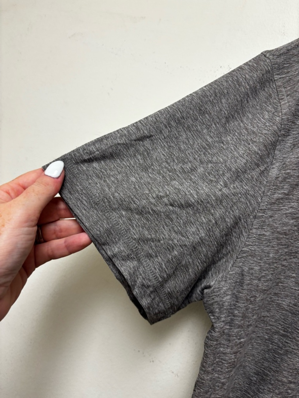 Vuori The Strato Tech Tee Shirt - Picture 3 of 10